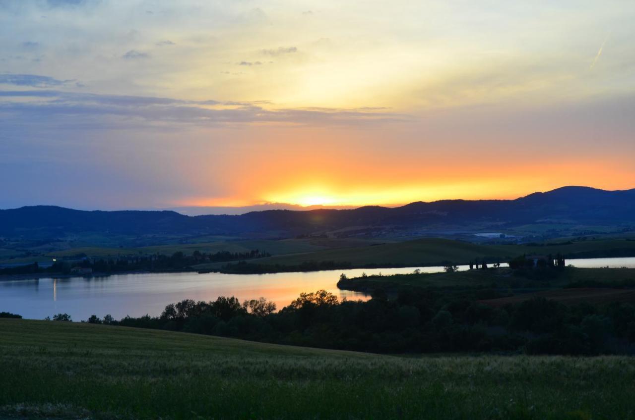 Agriturismo L'Impero Санта Луче Екстериор снимка
