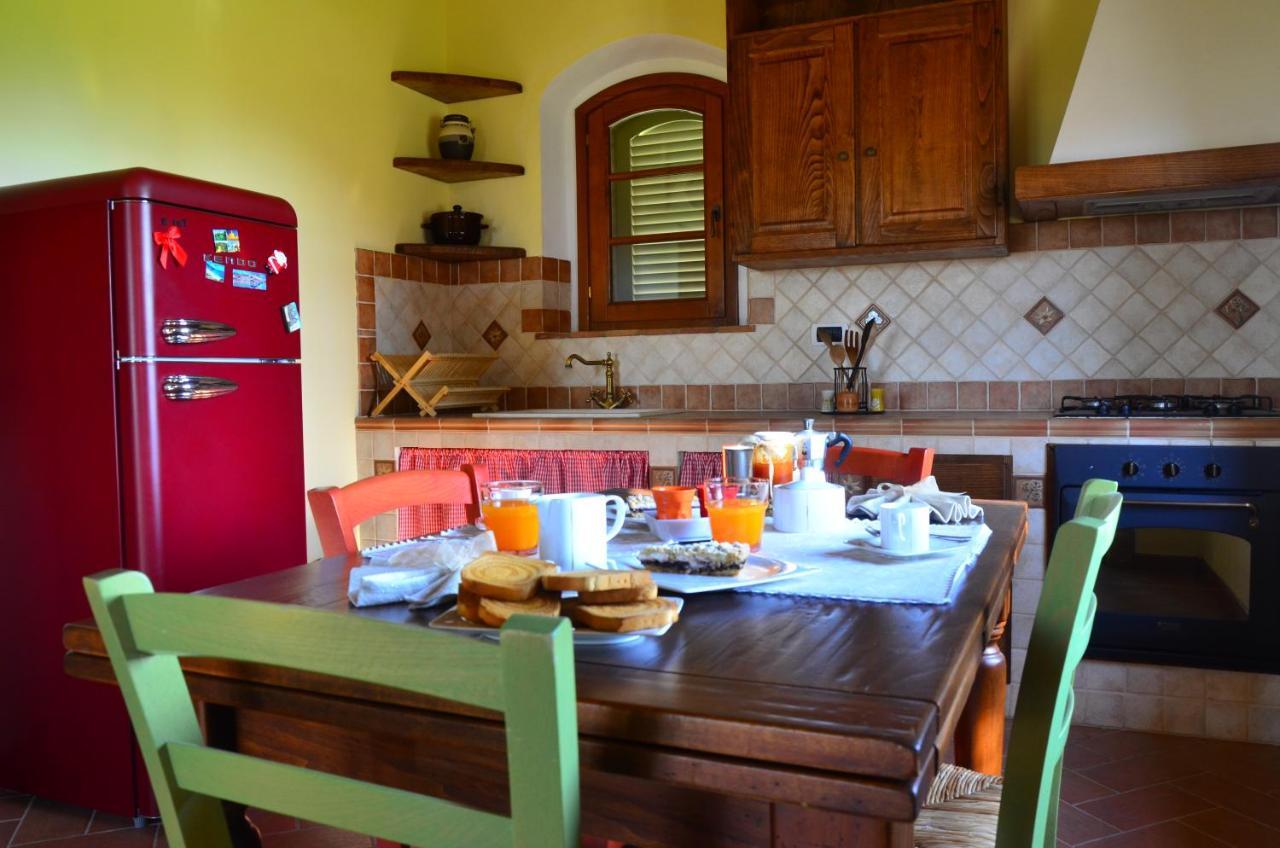 Agriturismo L'Impero Санта Луче Екстериор снимка